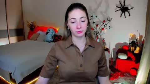 Snapshot of sensitiveheartt chatting on October 25, 2025, 11:29 am sensitiveheartt online show from October 25, 2025, 11:29 am