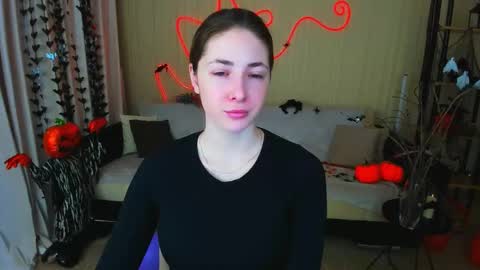 Snapshot of sensitiveheartt chatting on November 3, 2025, 4:47 am sensitiveheartt online show from November 3, 2025, 4:47 am