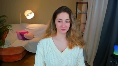 Snapshot of sensitiveheartt chatting on November 4, 2025, 7:24 pm sensitiveheartt online show from November 4, 2025, 7:24 pm