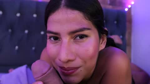 Snapshot of senssual_goddess chatting on November 17, 2025, 4:35 pm senssual_goddess online show from November 17, 2025, 4:35 pm