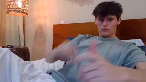 Cam online show from May 4, 2026, 1:34 am