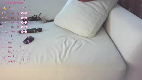 sensualberry online show from May 27, 2026, 6:54 am