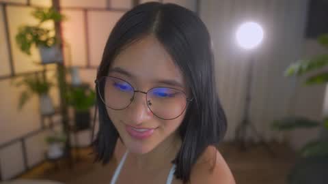 Maria- OF sensual bee online show from January 30, 2025, 11:02 pm