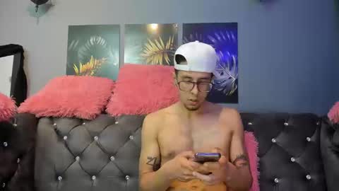 Snapshot of sensualsoulss chatting on September 12, 2025, 12:38 pm sensualsoulss online show from September 12, 2025, 12:38 pm