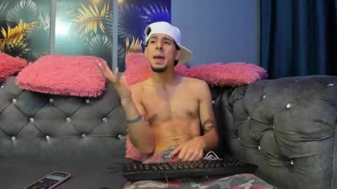 sensualsoulss online show from October 18, 2025, 12:39 pm