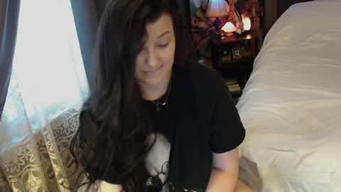 Snapshot of sentfrmheaven chatting on January 16, 2025, 1:36 pm Tara online show from January 16, 2025, 1:36 pm