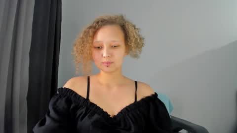 senya_sol online show from February 8, 2026, 8:40 am