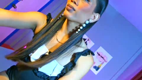 Snapshot of senyora_evangelista chatting on July 14, 2026, 10:54 am senyora_evangelista online show from July 14, 2026, 10:54 am