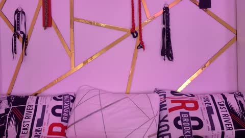 sephorandmonell online show from April 24, 2026, 7:27 pm