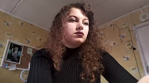 Snapshot of serafinayurick chatting on February 1, 2026, 8:46 am May online show from February 1, 2026, 8:46 am