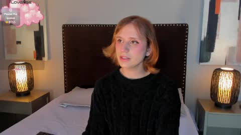 Seraphine star online show from April 1, 2026, 10:29 pm