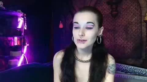 Seraphin Munster online show from April 23, 2026, 5:48 pm