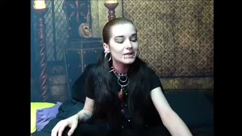 Snapshot of seraphinmunster chatting on June 25, 2026, 5:17 pm Seraphin Munster online show from June 25, 2026, 5:17 pm