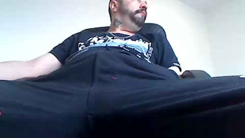 Snapshot of serato80 chatting on September 12, 2025, 8:47 am serato online show from September 12, 2025, 8:47 am