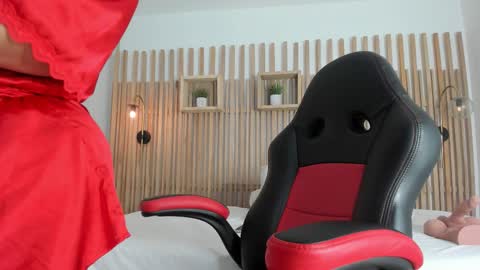 Snapshot of serena_fox chatting on February 2, 2026, 11:42 am Serena online show from February 2, 2026, 11:42 am