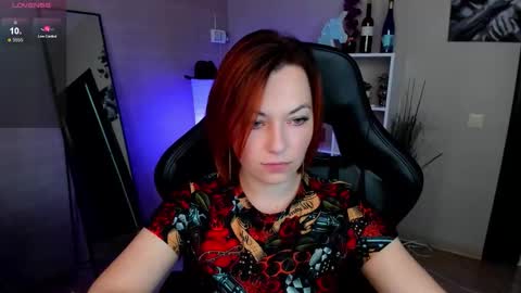 Snapshot of serena_woods chatting on September 9, 2025, 8:47 am Serena online show from September 9, 2025, 8:47 am