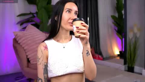 Serena online show from October 20, 2025, 10:16 am