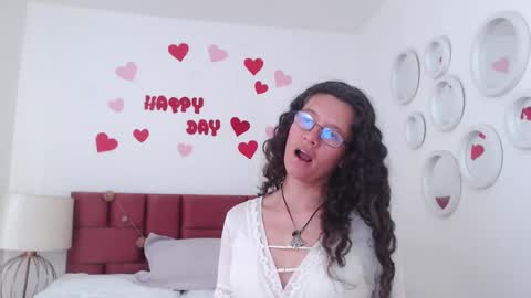 sereneclarks_ online show from February 25, 2025, 6:53 pm