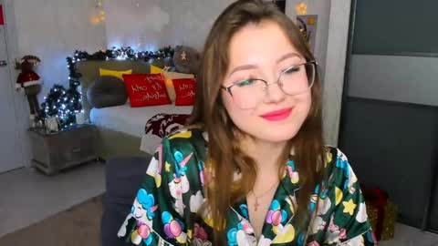 Ophelia online show from January 11, 2025, 1:11 pm