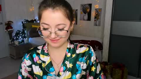 Ophelia online show from January 11, 2025, 4:14 pm