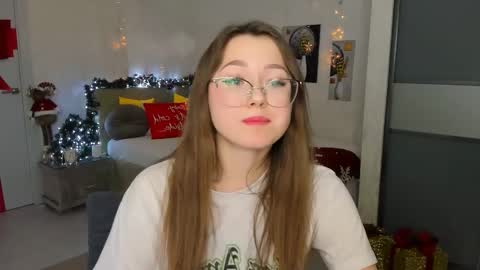 Ophelia online show from January 12, 2025, 7:21 pm