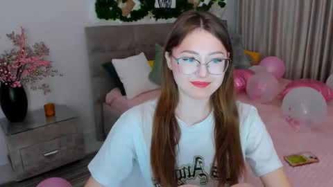 Ophelia online show from February 25, 2025, 4:10 pm