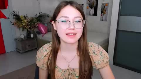 Ophelia online show from March 9, 2025, 10:30 am