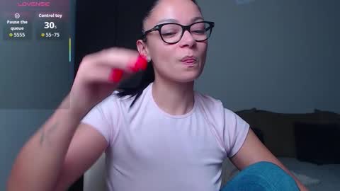 SereneSophi online show from February 13, 2026, 2:51 am