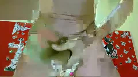 Snapshot of serenityroche chatting on December 13, 2024, 8:51 am serenityroche online show from December 13, 2024, 8:51 am