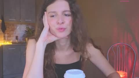 Hey Guys and Girls non-binary personalities  Im Sereta online show from October 12, 2025, 10:03 am