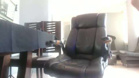 hetero serio discreto online show from January 10, 2025, 7:32 pm