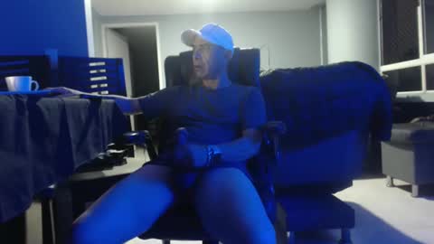 hetero serio discreto online show from February 23, 2025, 12:19 am