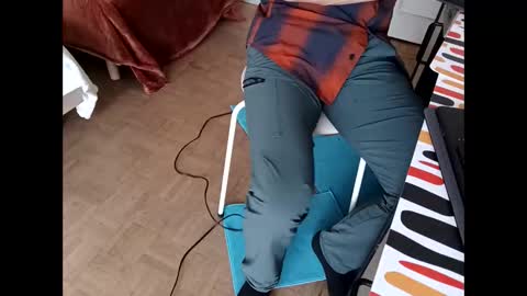 Snapshot of serpenttiin chatting on November 2, 2025, 1:02 pm serpenttiin online show from November 2, 2025, 1:02 pm