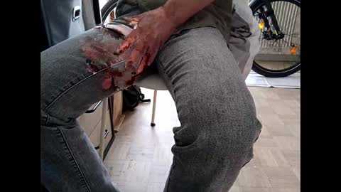 serpenttiin online show from April 12, 2026, 2:55 pm