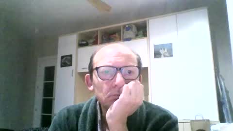 Snapshot of serrano49 chatting on October 10, 2025, 2:54 am serrano49 online show from October 10, 2025, 2:54 am