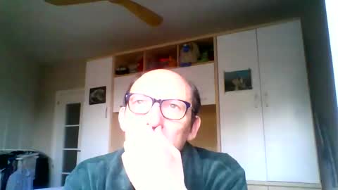 Snapshot of serrano49 chatting on October 13, 2025, 4:29 pm serrano49 online show from October 13, 2025, 4:29 pm