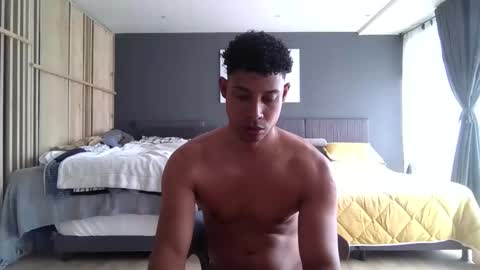 servidorsexual21cm online show from November 23, 2025, 9:03 pm