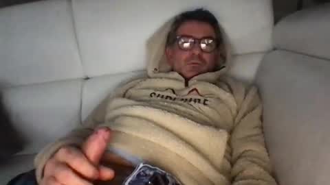 Snapshot of sesamechris92 chatting on January 25, 2025, 4:35 pm sesamechris92 online show from January 25, 2025, 4:35 pm