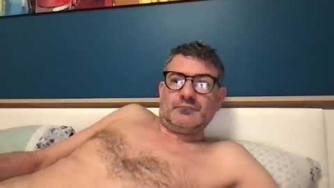 Snapshot of sesamechris92 chatting on February 28, 2025, 7:05 am sesamechris92 online show from February 28, 2025, 7:05 am