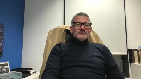 Snapshot of sesamechris92 chatting on November 21, 2025, 4:49 pm sesamechris92 online show from November 21, 2025, 4:49 pm