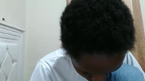 Snapshot of sessydr chatting on October 6, 2025, 3:15 am Sessy online show from October 6, 2025, 3:15 am