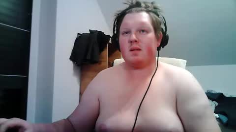 setcuna online show from February 11, 2026, 10:37 pm