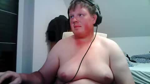 setcuna online show from May 22, 2026, 9:31 pm