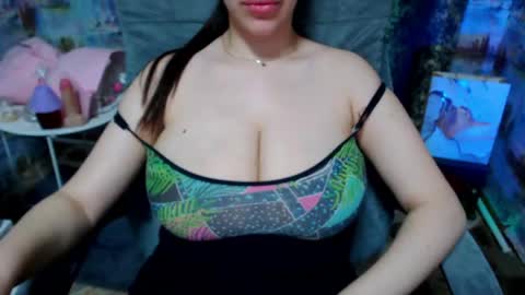 seu_cute online show from May 5, 2026, 8:00 am