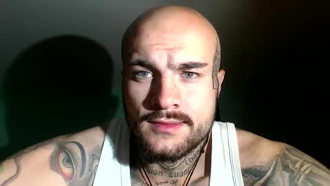 Snapshot of sevendragons1 chatting on October 28, 2025, 11:18 pm SevenDragons online show from October 28, 2025, 11:18 pm