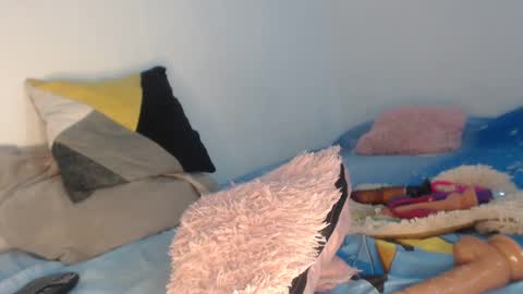 Snapshot of sex_forever77 chatting on October 9, 2025, 6:33 am Karol y antony online show from October 9, 2025, 6:33 am