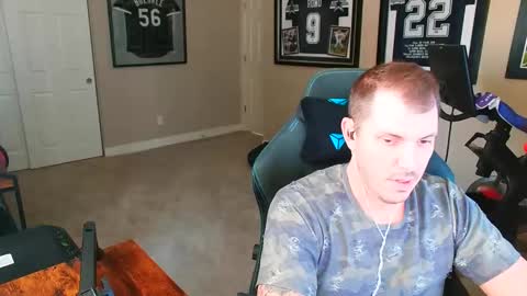 sex_l0v3r online show from February 19, 2025, 8:20 pm