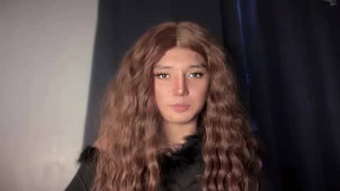 Hi im anne online show from November 25, 2025, 10:54 pm