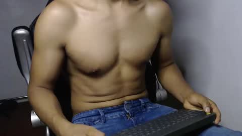 arnold online show from December 22, 2024, 2:06 am