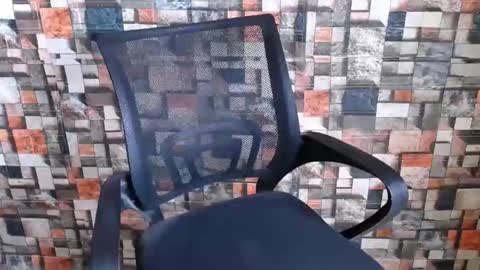 arnold online show from September 17, 2025, 4:41 pm